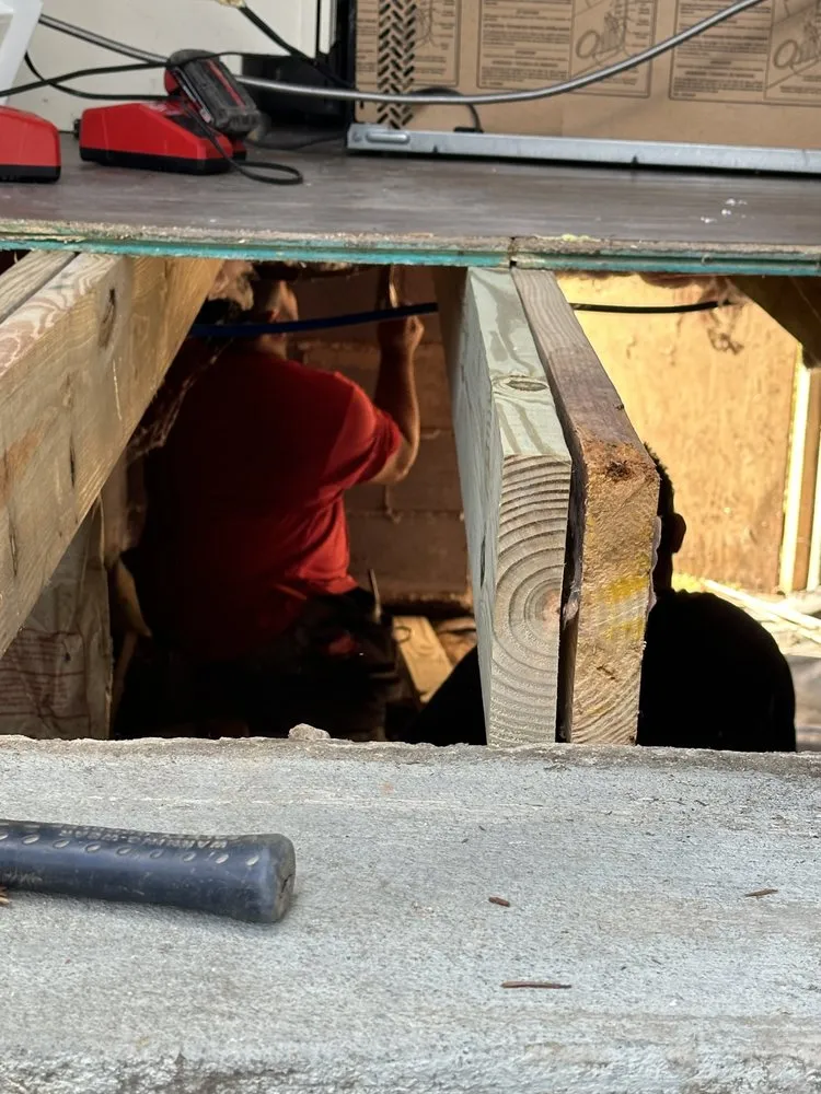 Slide of Havana’s General Contractors