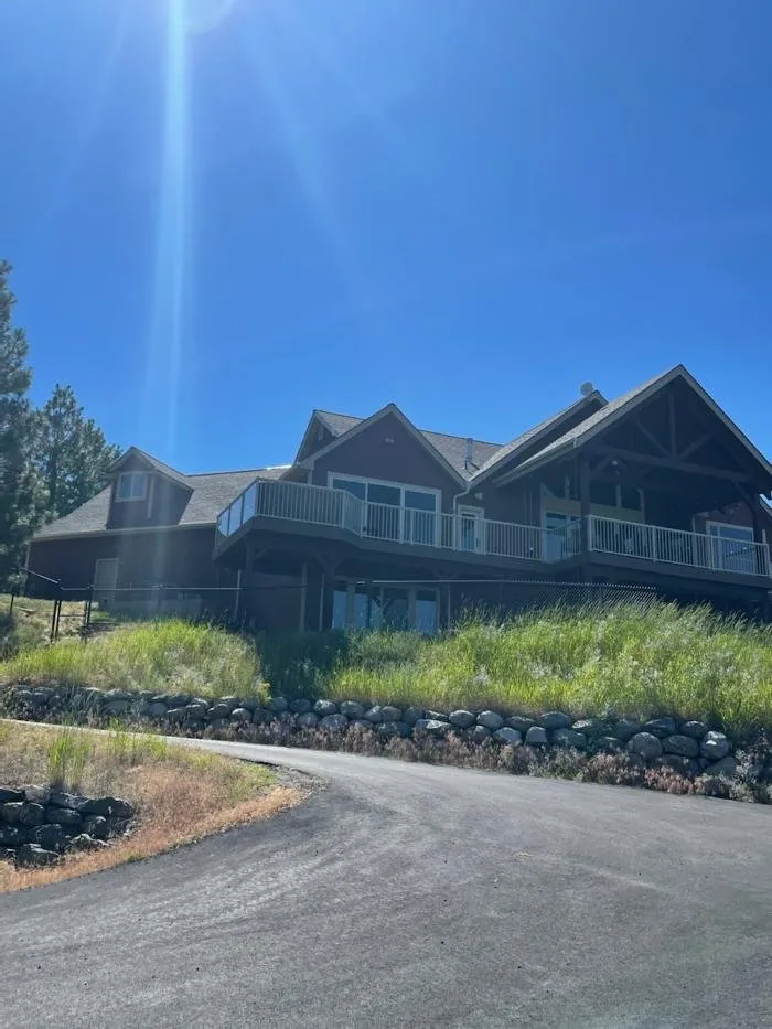 Slide of Hayden Lake Roofing