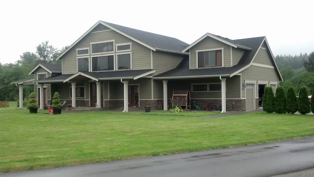 Slide of Hayes Roofing Enterprises