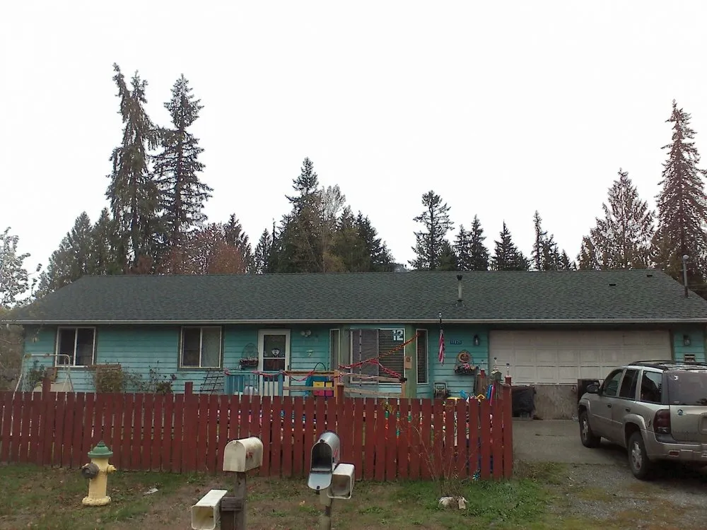 Slide of Hayes Roofing Enterprises