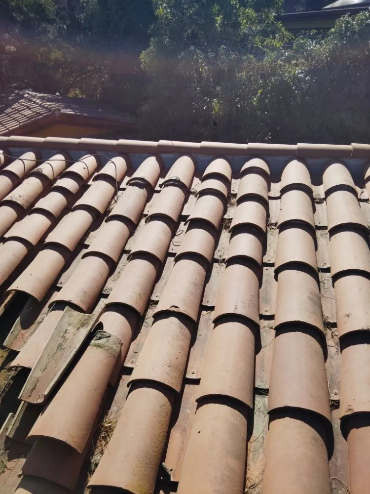 Slide of Hbm Roofing