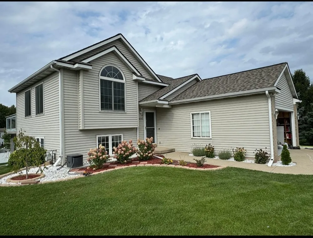 Slide of HD Building Services