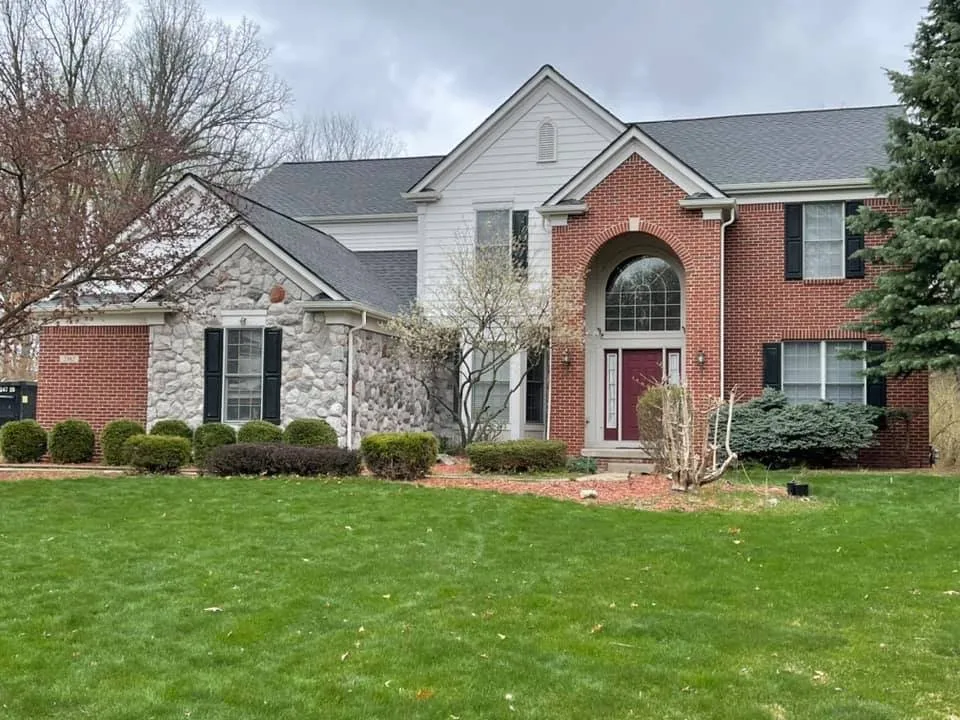 Slide of HD Building Services