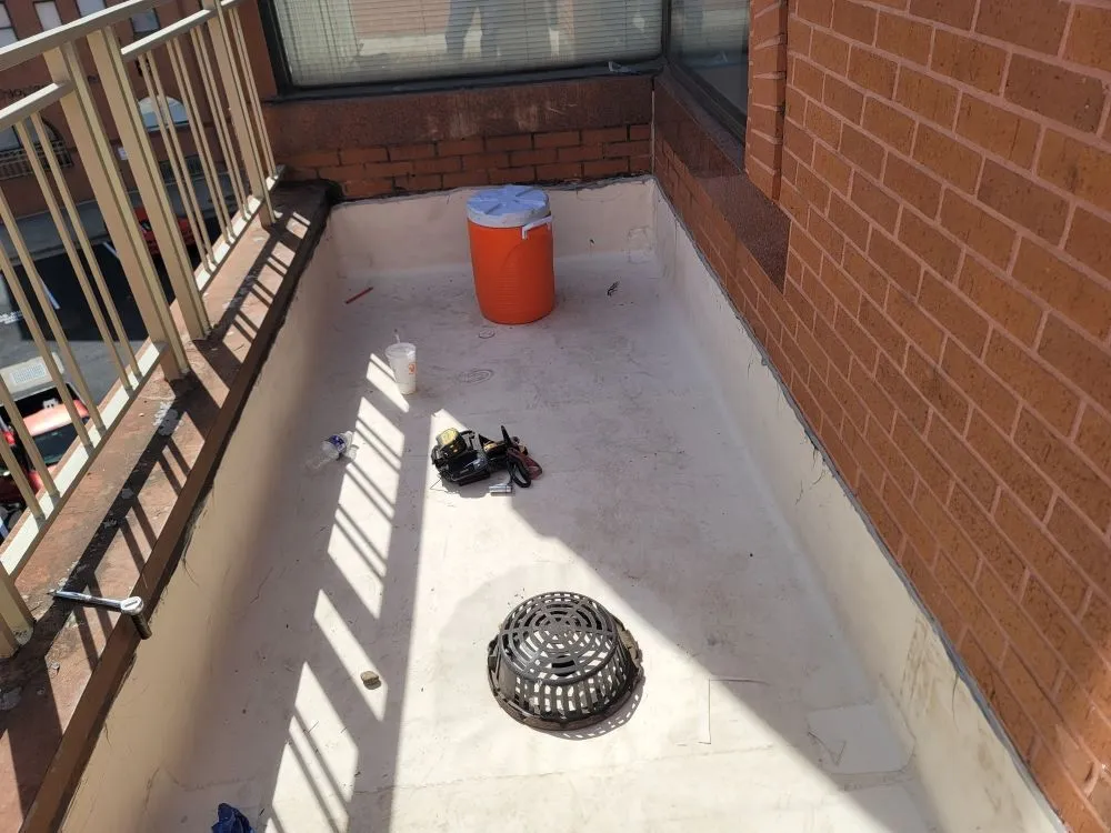 Slide of HD Commercial Roofing