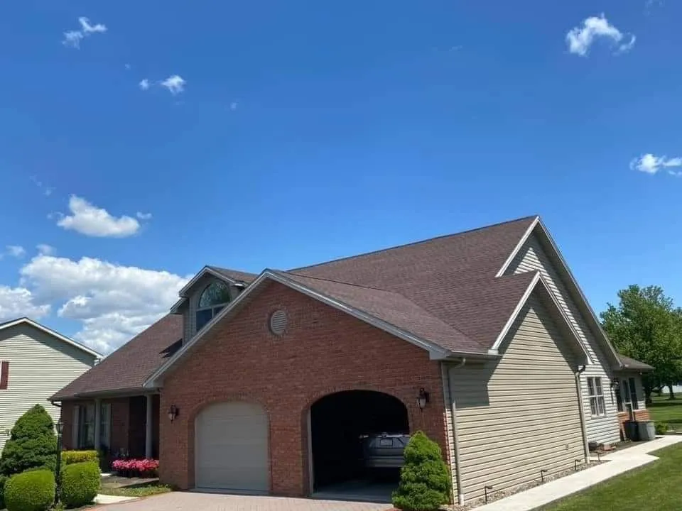 Slide of HD Roofing & Construction