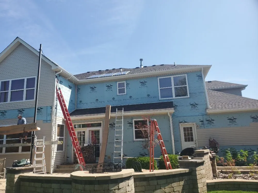 Licensed roof replacement in Newark, IL - H&D Roofing and Construction