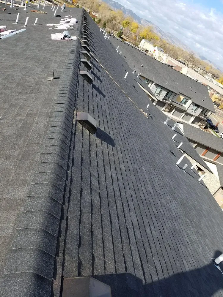 Slide of HD Roofing