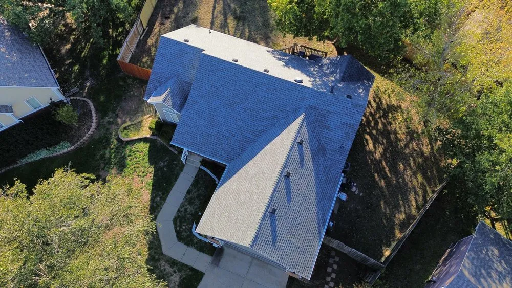 Slide of HD Roofing