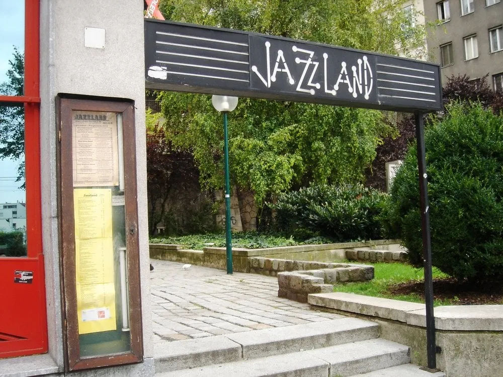 Slide of HDO Roofing & Exterior