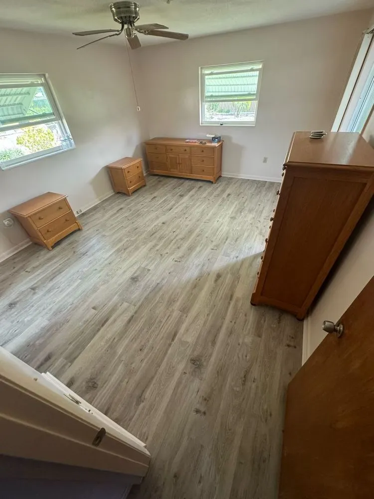 Slide of HDS Flooring & More