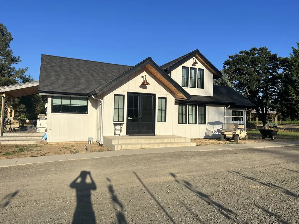 Slide of Head's Roofing