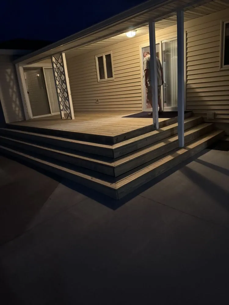 Local shingle roofing service experts serving Drakesville, IA - Heartland Commercial Roofing