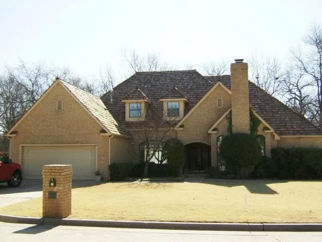 Slide of Heartland Roofing and Exteriors