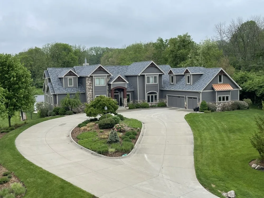 Slide of Heartland Roofing, Siding and Solar