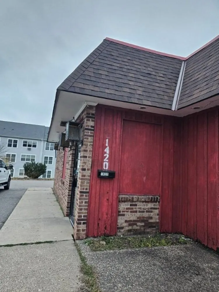 Slide of HEARTSOUL ROOFING