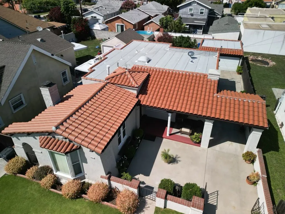 Slide of Heaven Roof & Gutters