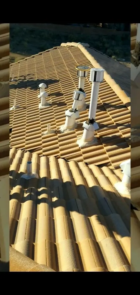 Slide of Heavy D Roofing