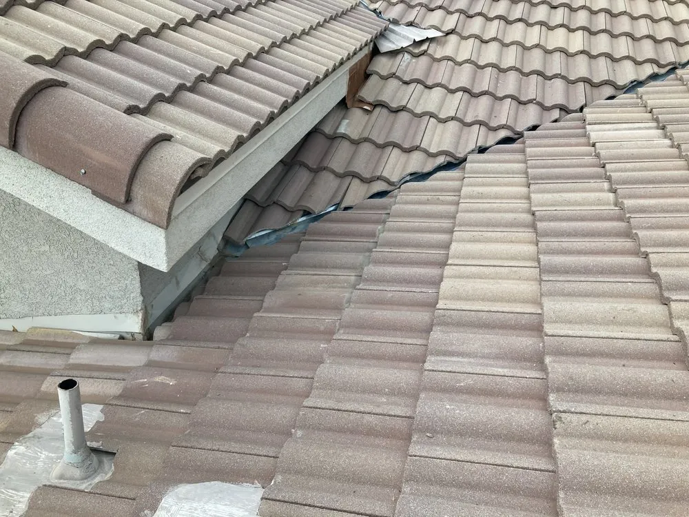 Slide of Hector Jimenez Roofing