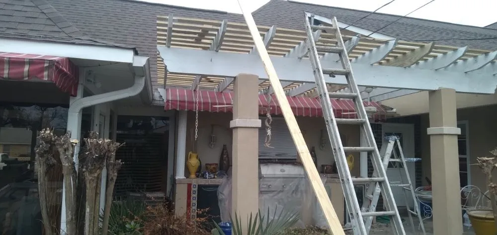 Slide of Hector Mendez Construction and Renovation