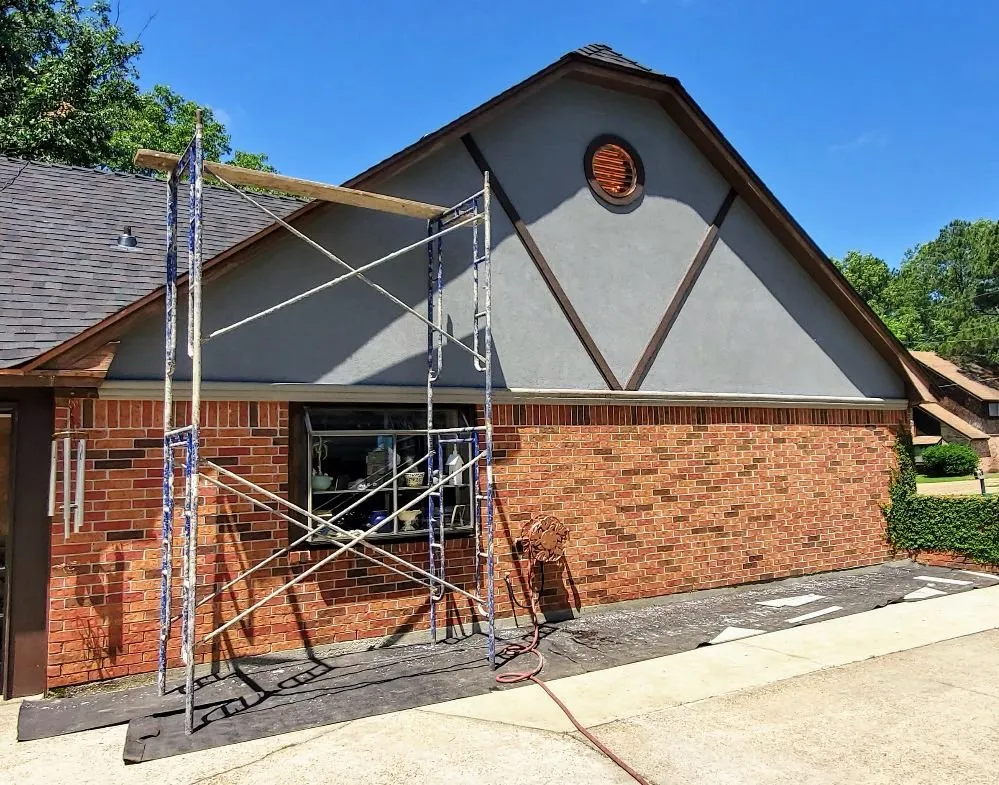 Slide of Hector Mendez Construction and Renovation