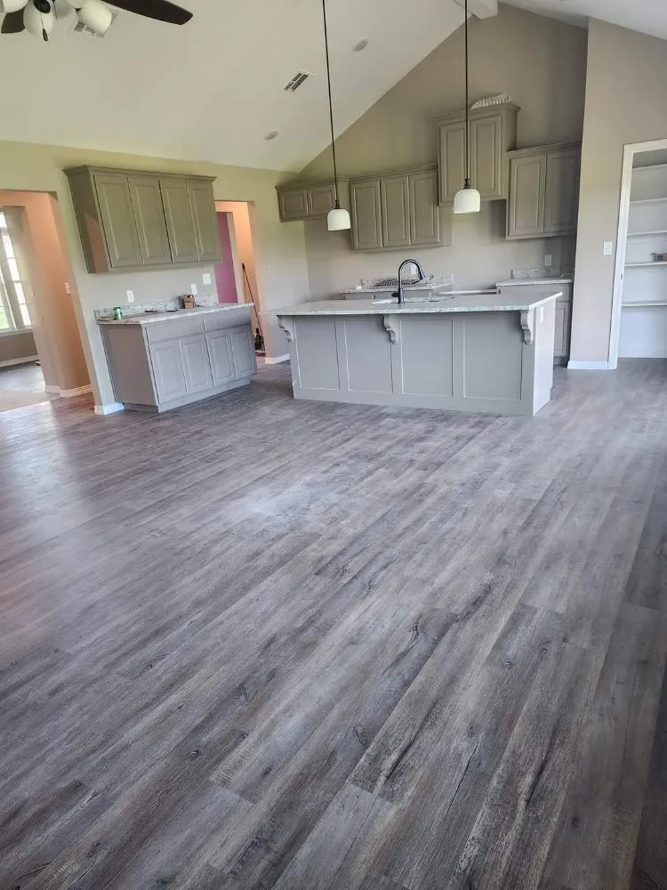 Slide of Hector Mendez Construction and Renovation