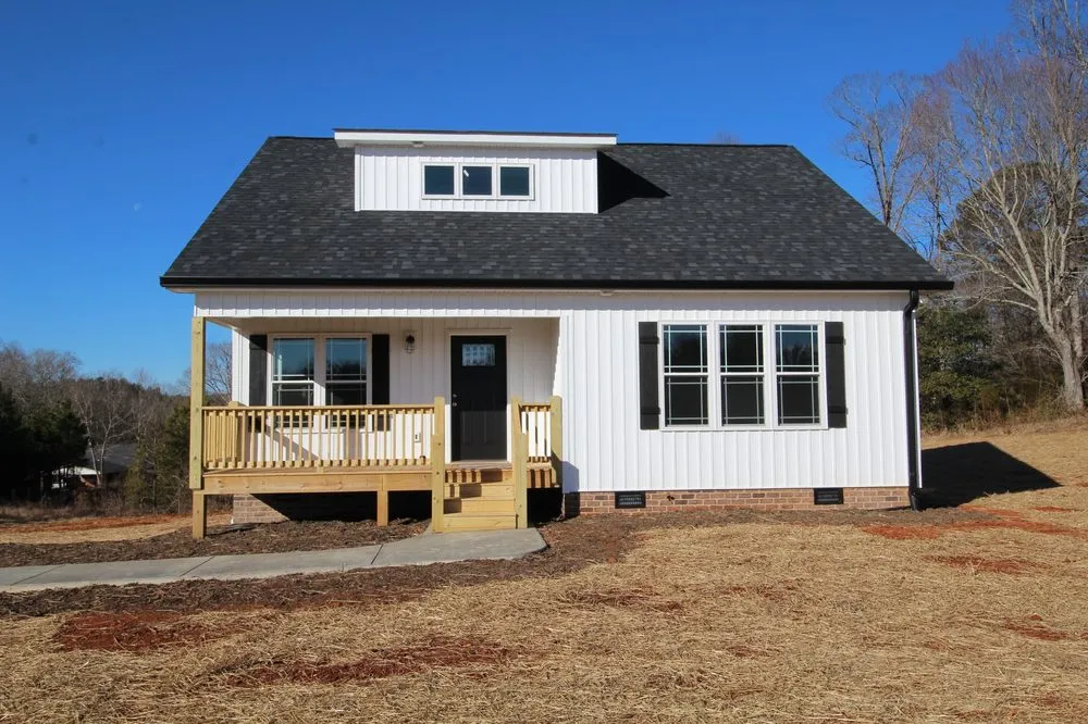 Slide of Hefner Construction