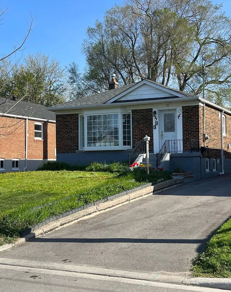 Slide of Hegewisch Roofing