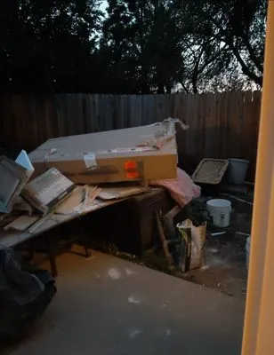 Heightex Construction Logo