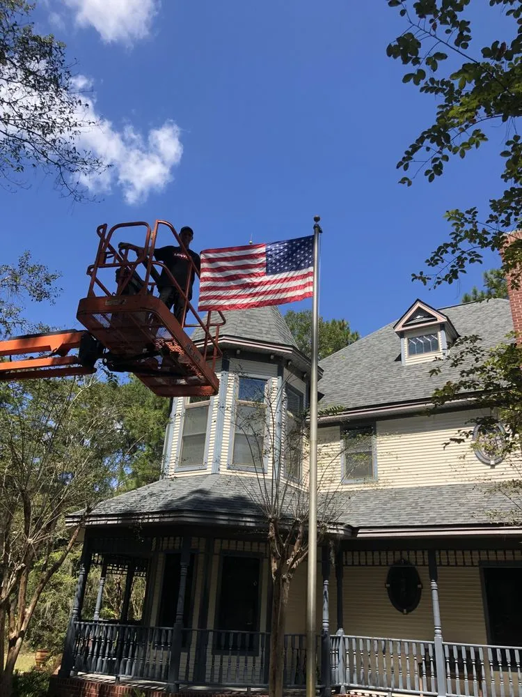 Slide of Helen’s Vinyl Siding and Roofing