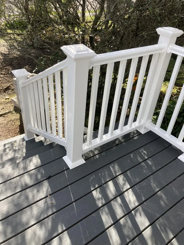 Slide of Hennesy Construction