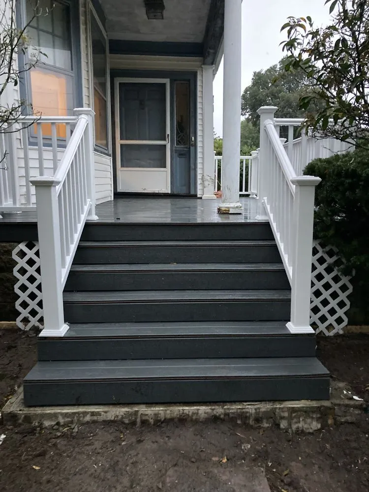 Slide of Hennesy Construction