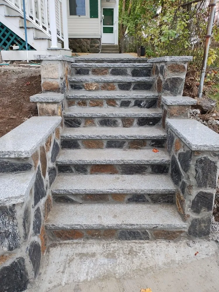 Slide of Hennesy Construction