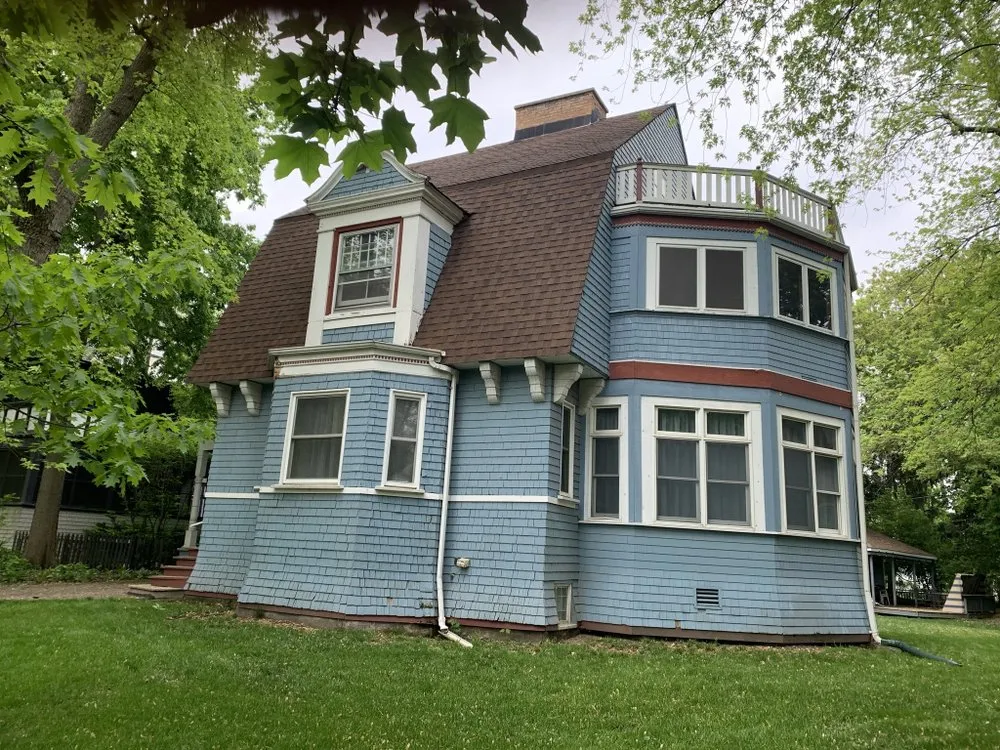 Slide of Henoga Construction