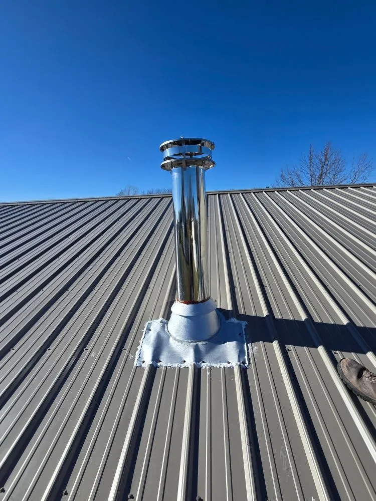Top-rated flat roof repair same-day service across Edgewood, IA - Henriksen Construction
