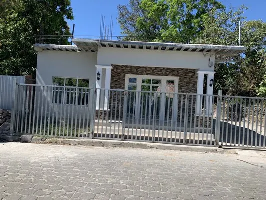 Henriquez Renovations