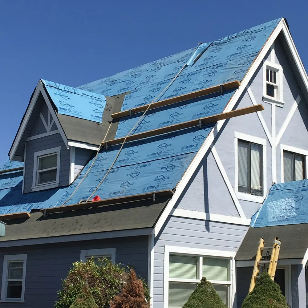 Slide of Henris Roofing & Supply