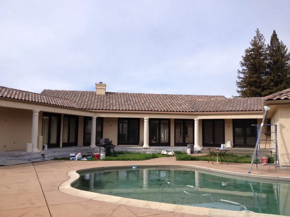 Slide of Henry Roofing