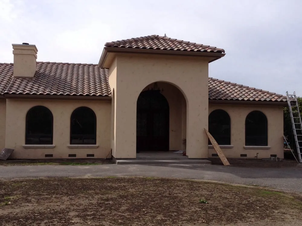 Slide of Henry Roofing