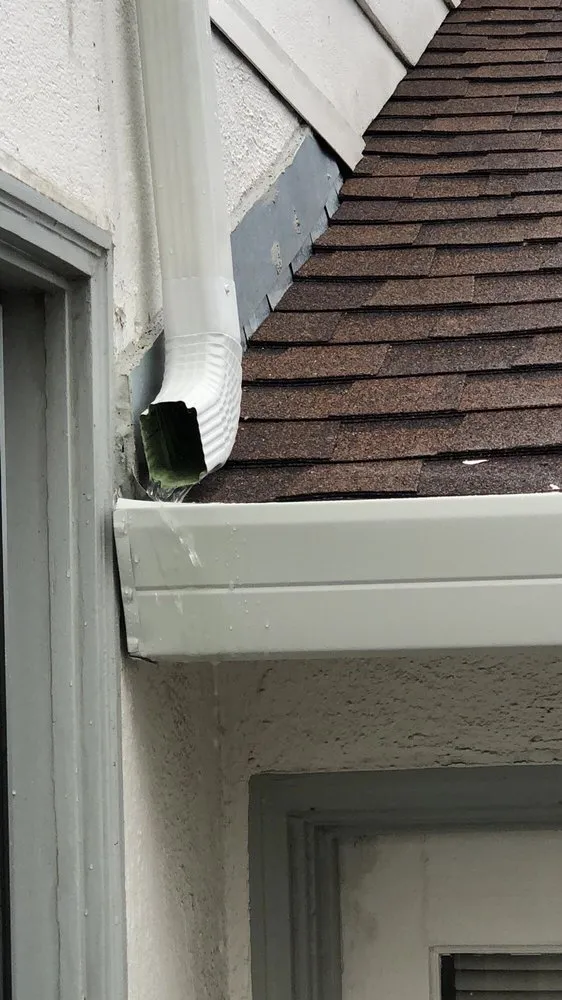 Slide of Henry Roofing