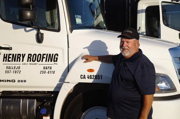 Henry Roofing Logo