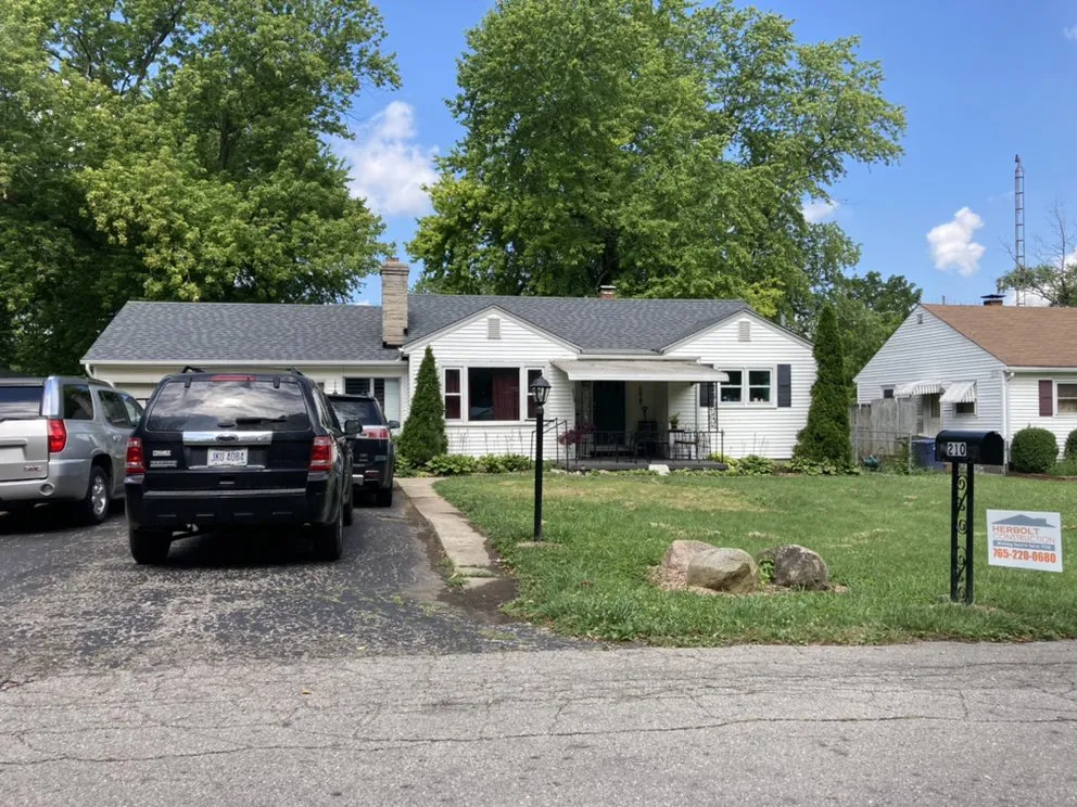 Slide of Herbolt Construction