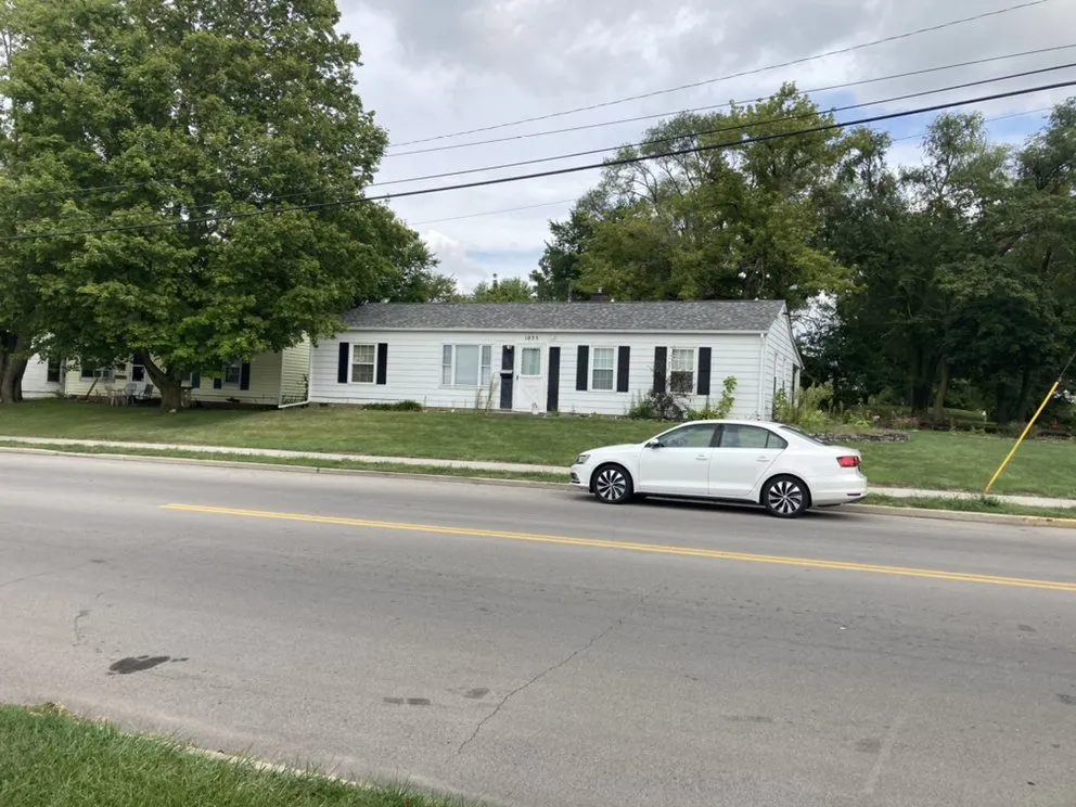 Slide of Herbolt Construction