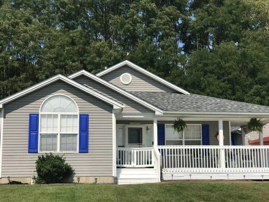 Slide of Herbolt Construction