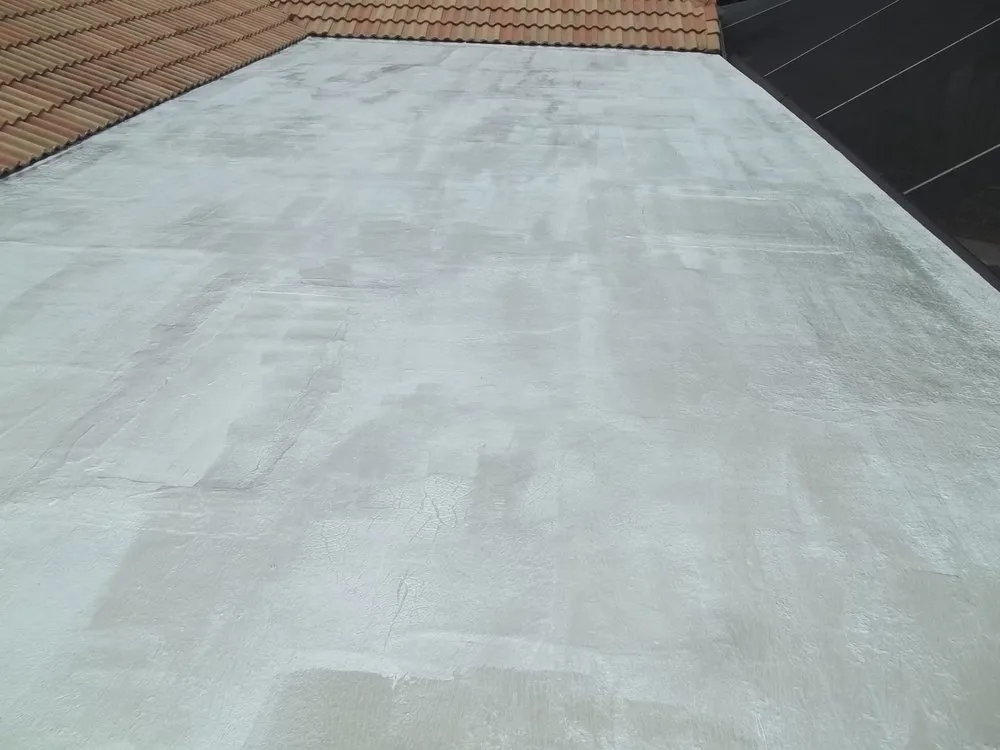 Slide of Hercules Roofing