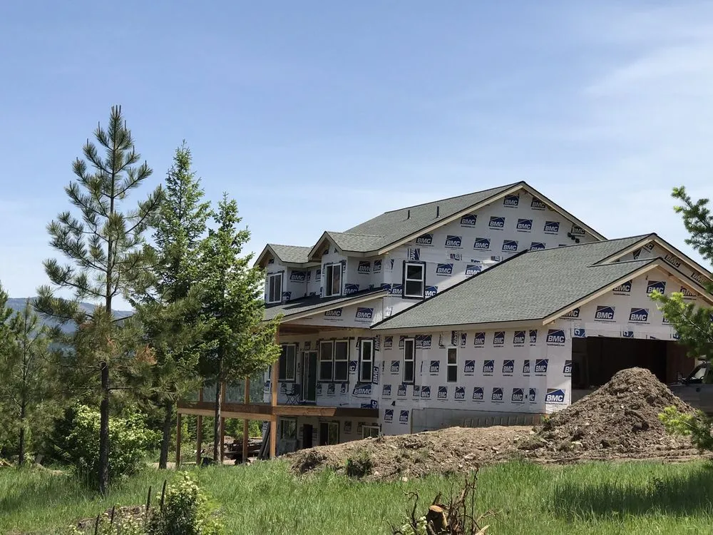 Slide of Heritage Construction and Roofing