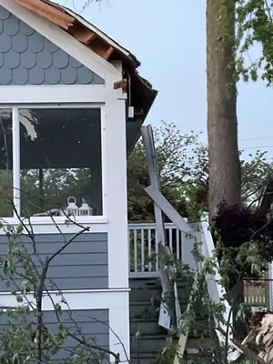 Heritage Contractors Logo