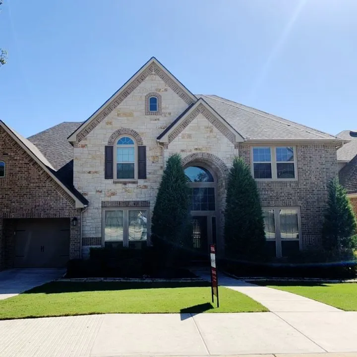 Slide of Heritage Roofing & Construction