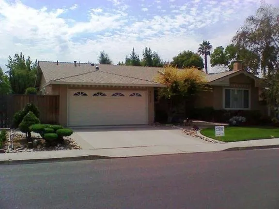 Slide of Heritage Roofing