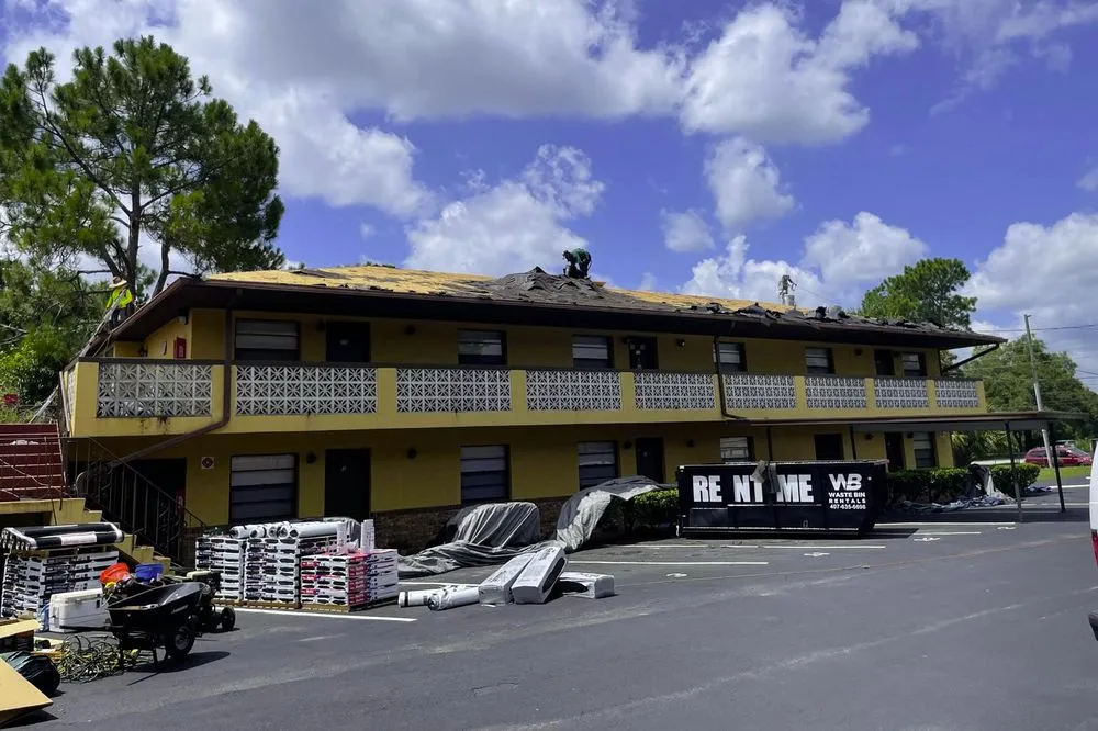 Slide of Heritage Roofing