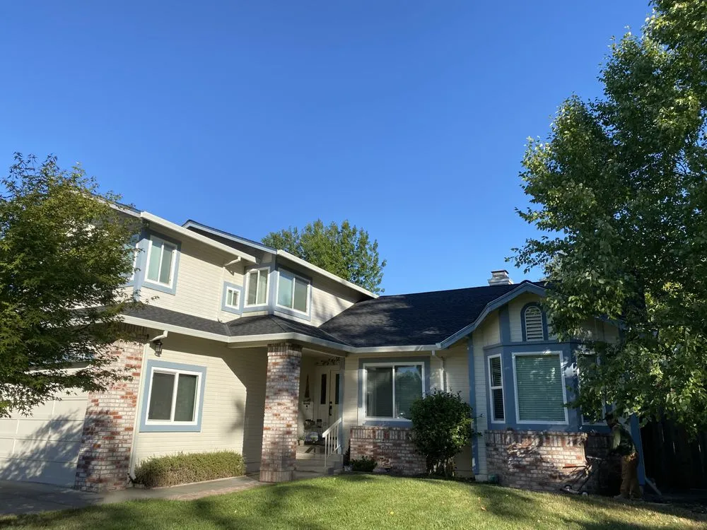 Slide of Heritage Roofing